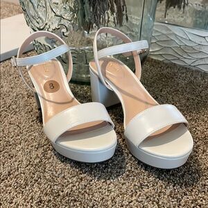 Adorable stacks 🌿